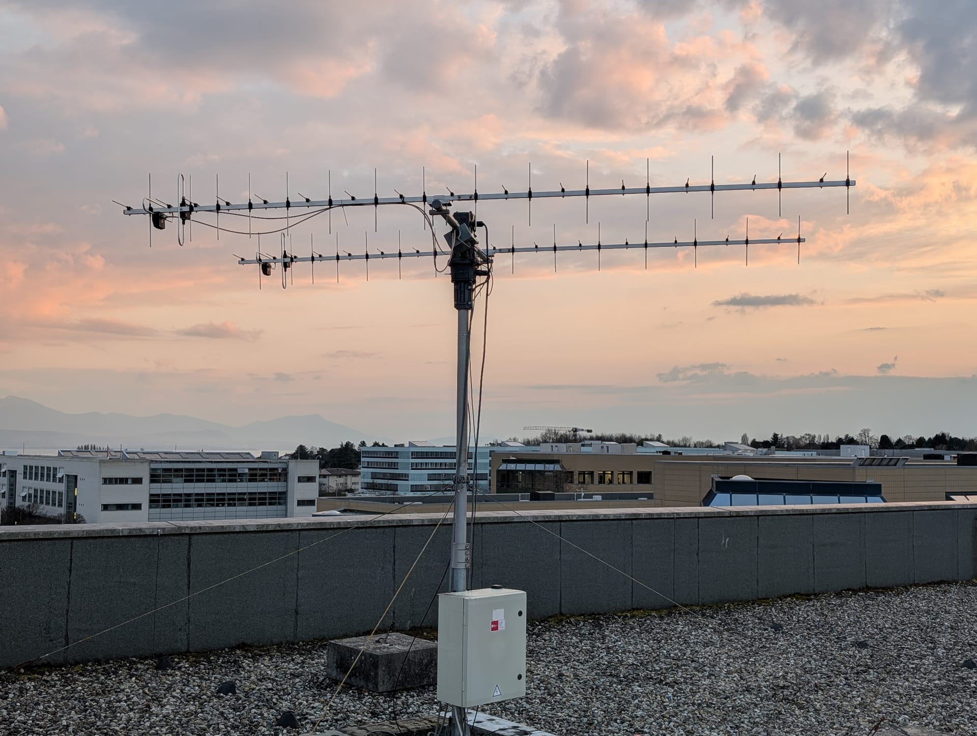 UHF Ground Segment